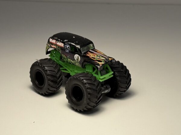 Hot Wheels - Grave Digger Monster Truck - Schaal 1:64 - Afbeelding 4
