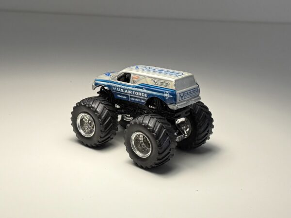 Hot Wheels - US Airforce Monster Truck - Schaal 1:64 - Afbeelding 2