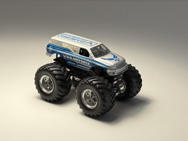Hot Wheels - US Airforce Monster Truck - Schaal 1:64 - Afbeelding 4