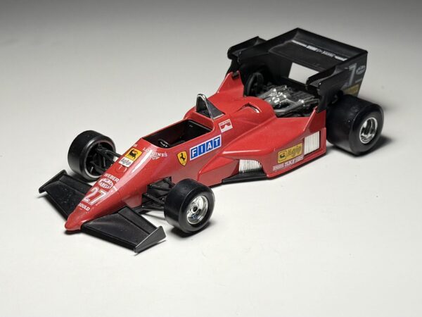Bburago - Ferrari 126 C4 - Schaal 1:24