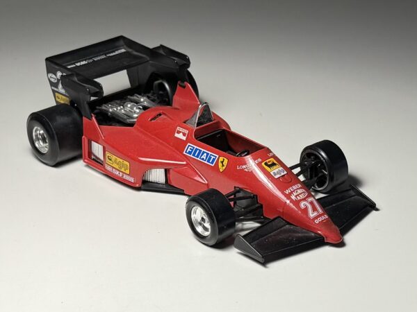 Bburago - Ferrari 126 C4 - Schaal 1:24 - Afbeelding 4