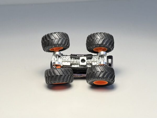 Hot Wheels - Bad News Monster Truck - Schaal 1:64 - Afbeelding 5