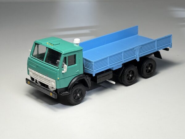 Cremaho - Kamaz 5320 - Schaal 1:43
