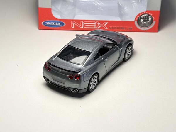 Welly - Nissan GT-R R35 - Schaal 1:38 - Afbeelding 4
