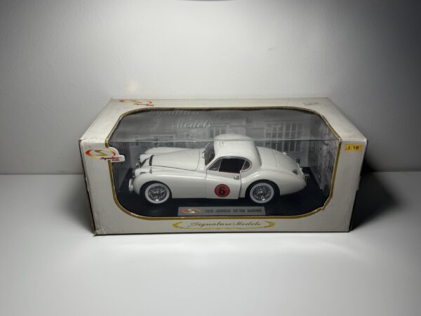 Signature Models - Jaguar XK120 Racing 1949 - Schaal 1:18